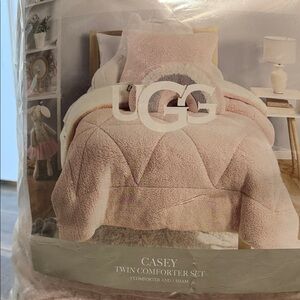 UGG Blush Pink Comforter Set